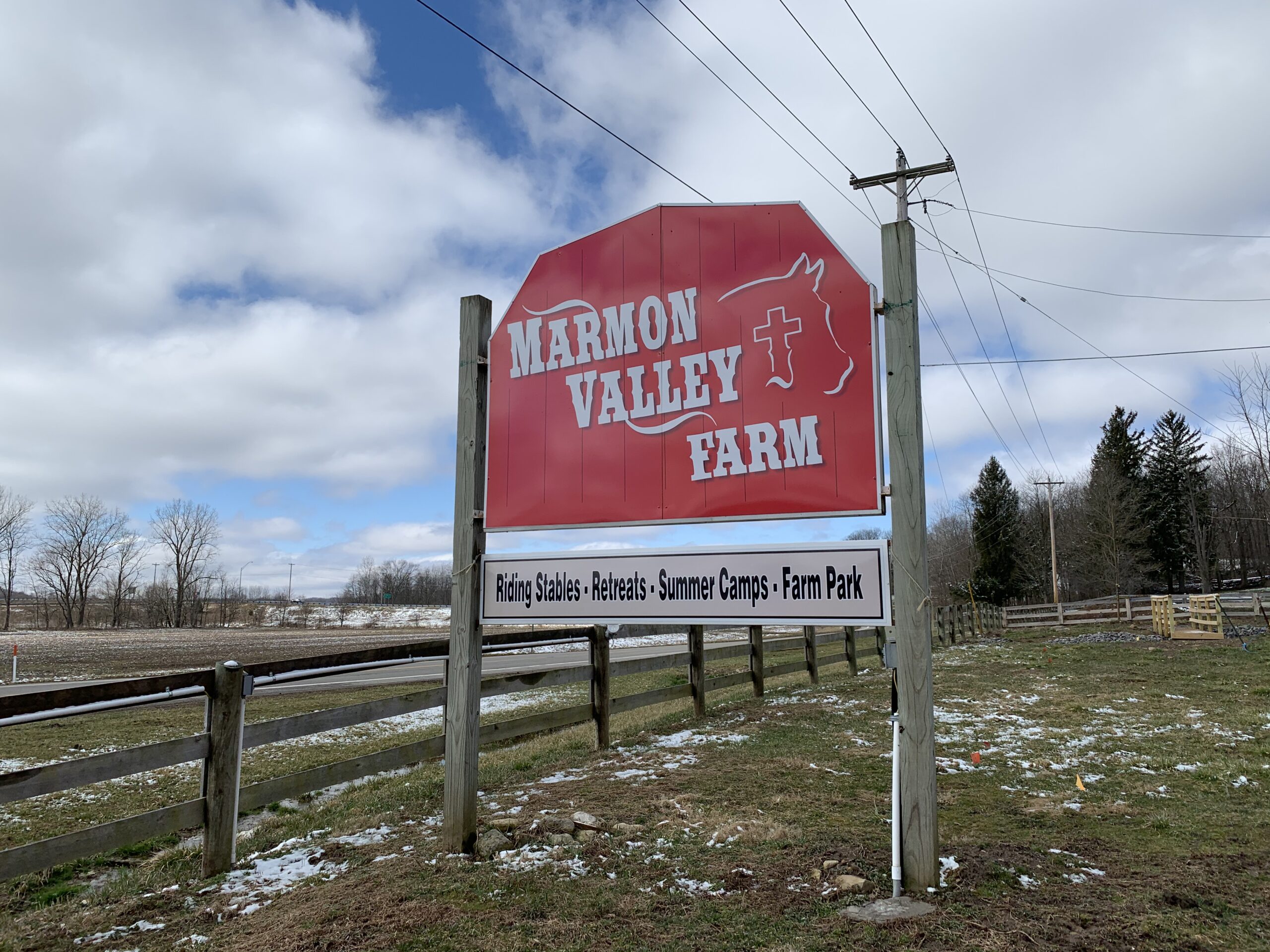 Family trail rides at Marmon Valley Farm Midlife Mama