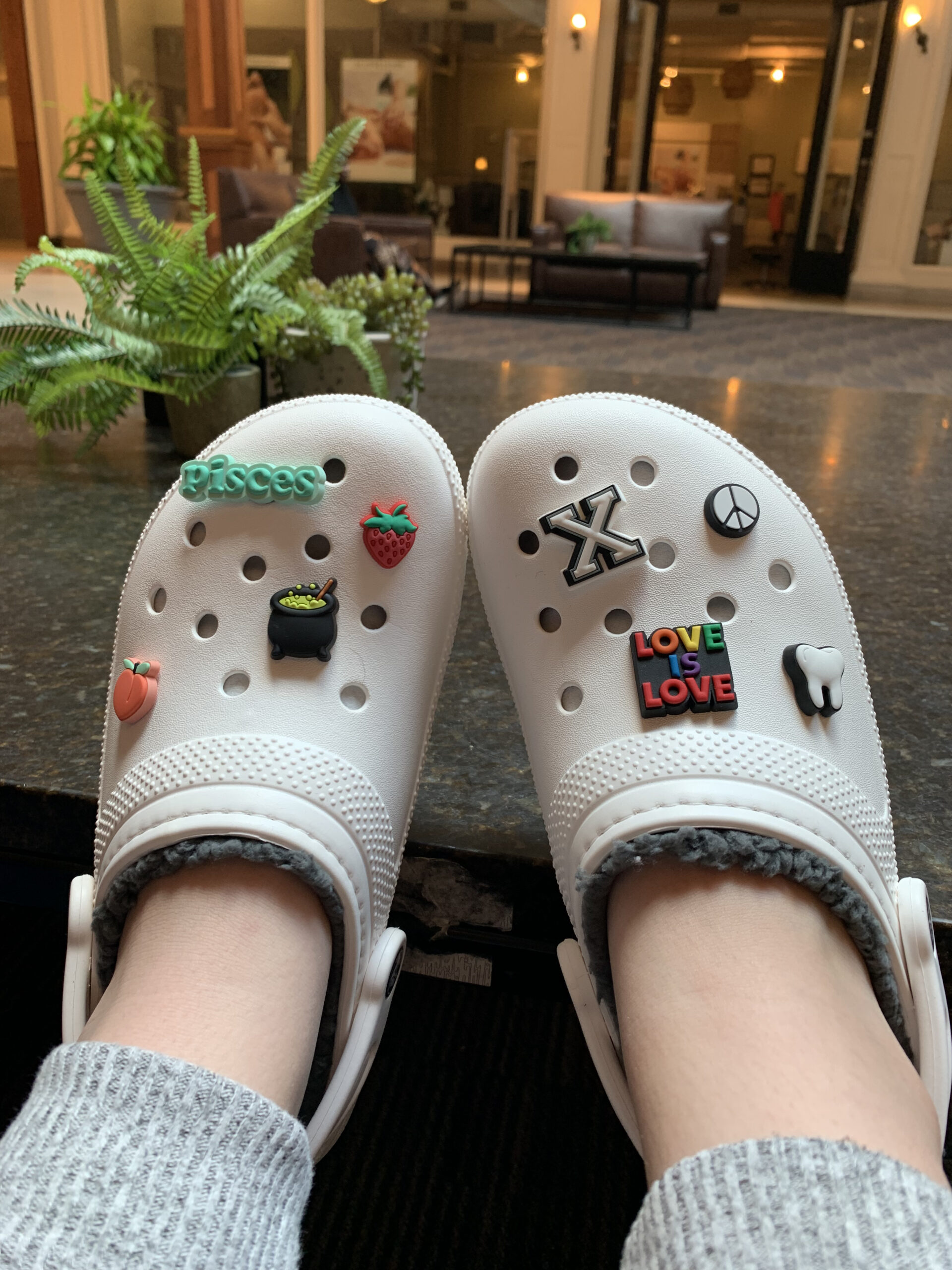 Hartford mom brings bling, style to the comfort of Crocs