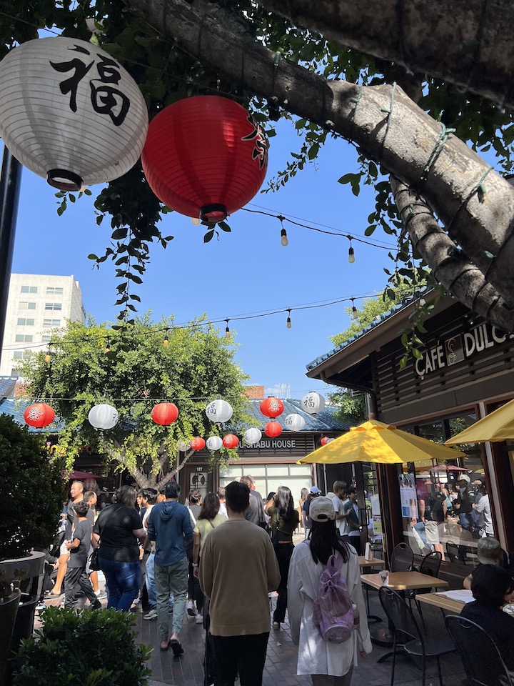 Walk eat and drink your way through Little Tokyo with Six Taste